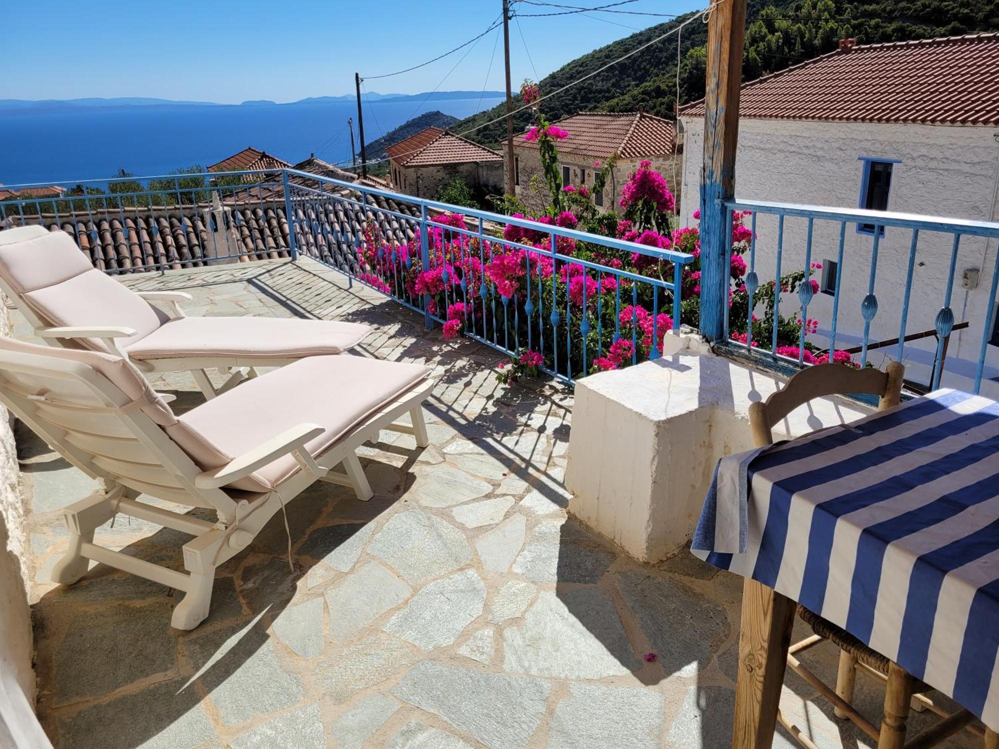 Lovely Traditionnal House With Sea View Tirós Buitenkant foto
