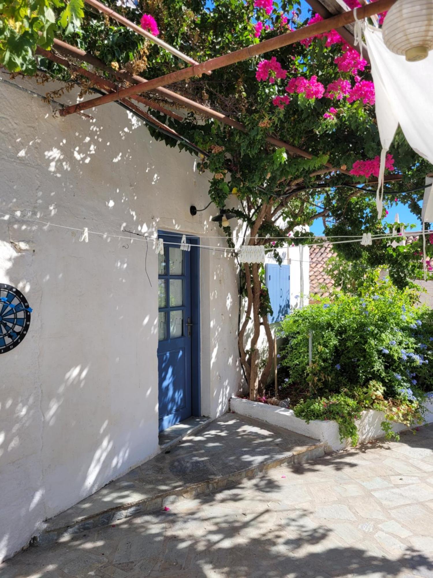 Lovely Traditionnal House With Sea View Tirós Buitenkant foto