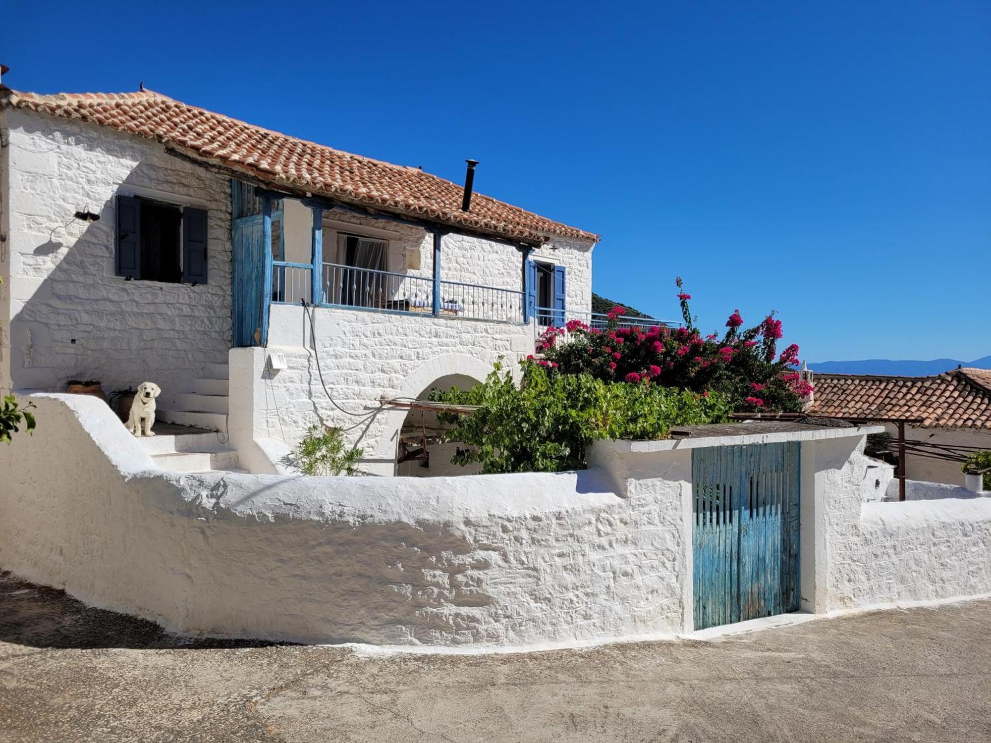 Lovely Traditionnal House With Sea View Tirós Buitenkant foto