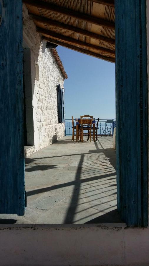 Lovely Traditionnal House With Sea View Tirós Buitenkant foto