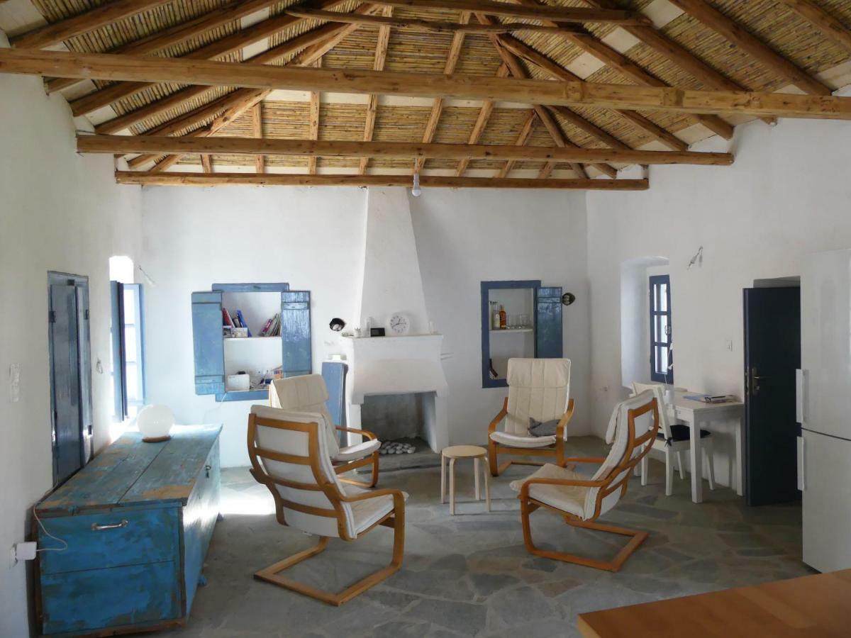 Lovely Traditionnal House With Sea View Tirós Buitenkant foto