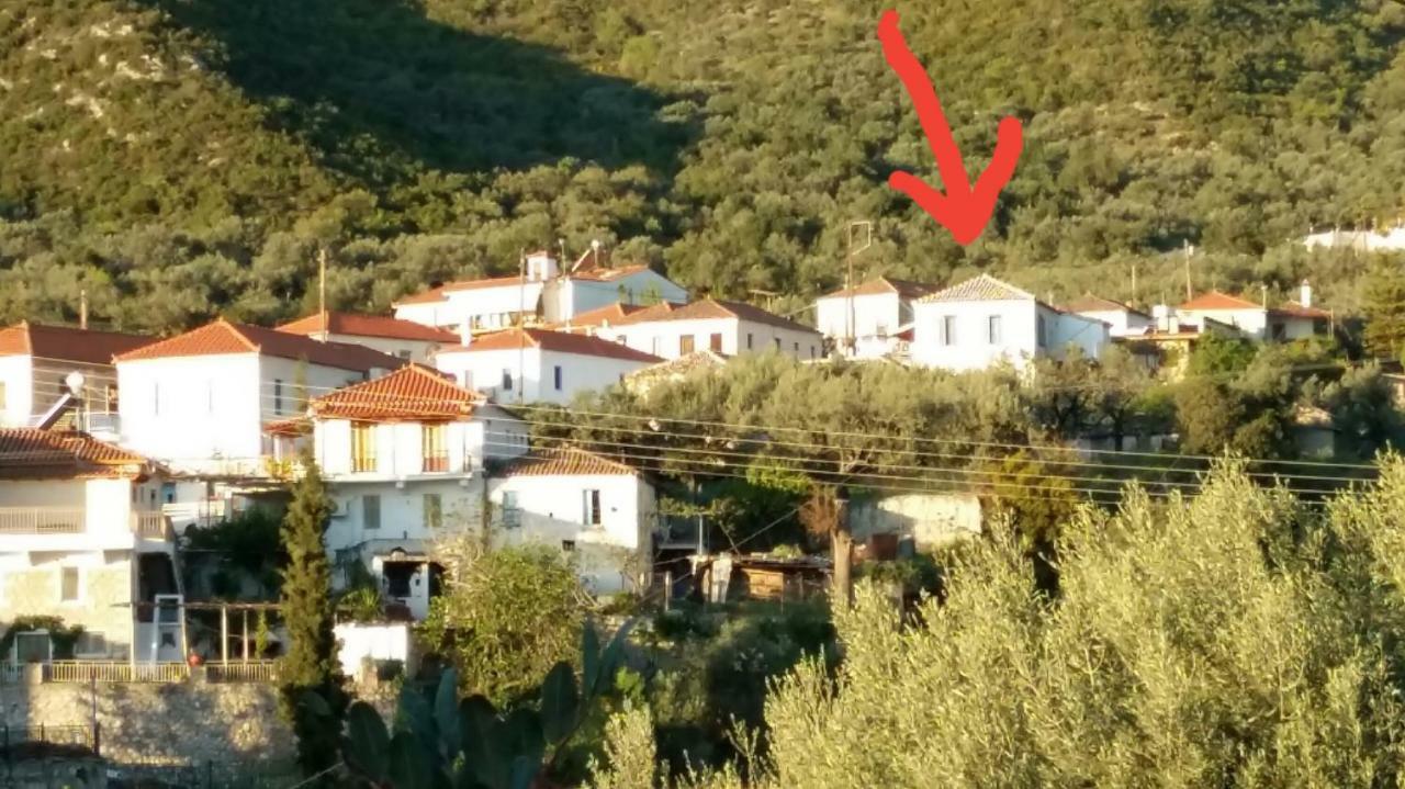 Lovely Traditionnal House With Sea View Tirós Buitenkant foto