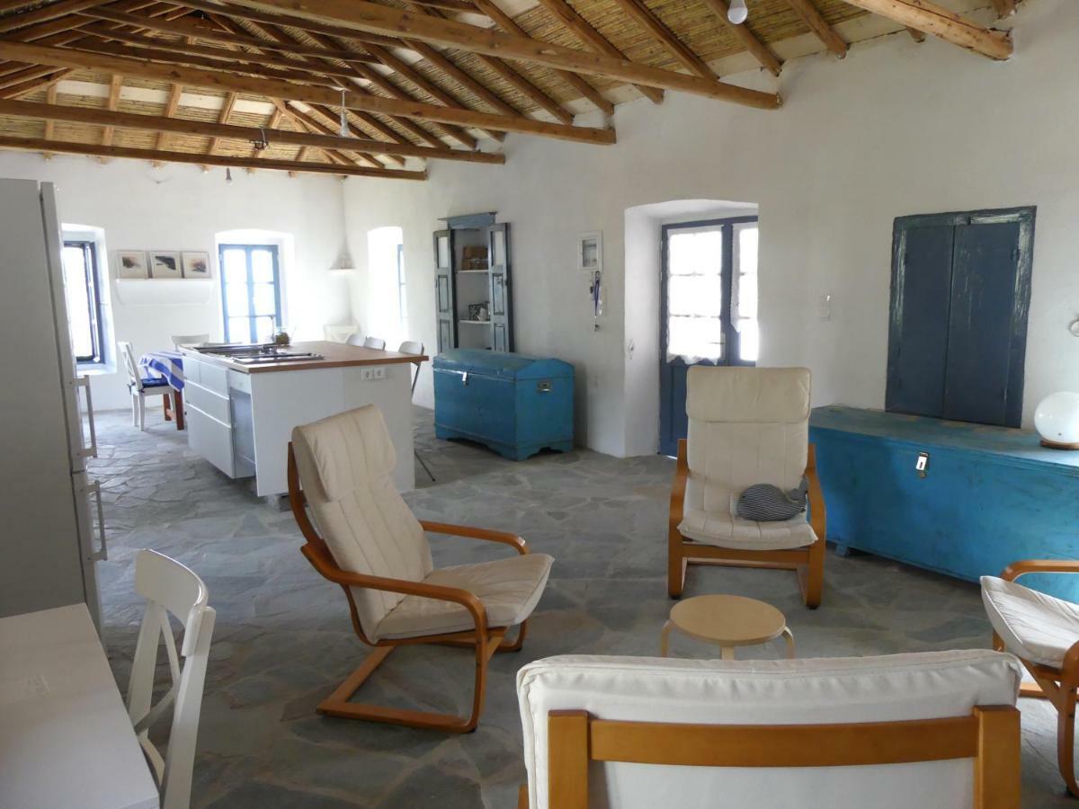 Lovely Traditionnal House With Sea View Tirós Buitenkant foto